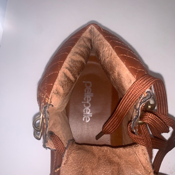 Gently used pelle pelle shoes cognac color great shape . - Picture 2 of 5